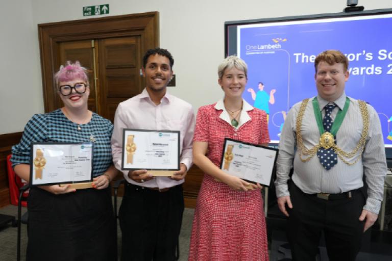 Lambeth Mayor with school teachers