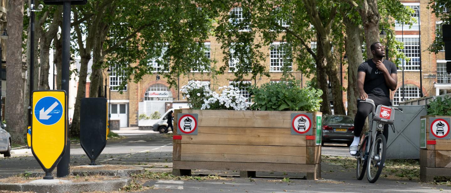 A person cycling through a filer in the Oval LTN