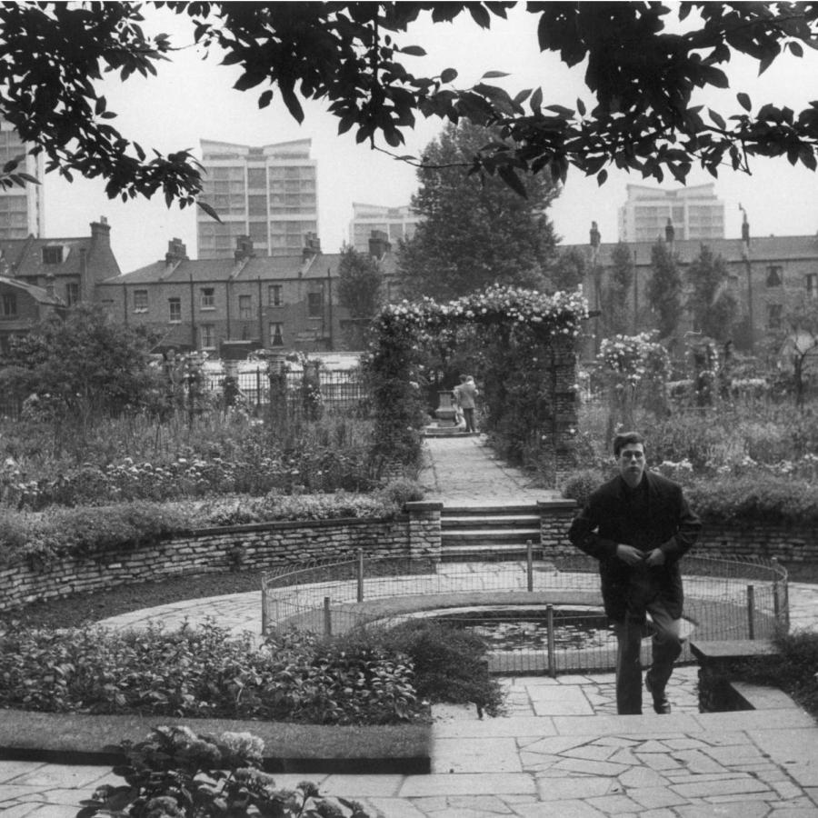 Kennington Park walk
