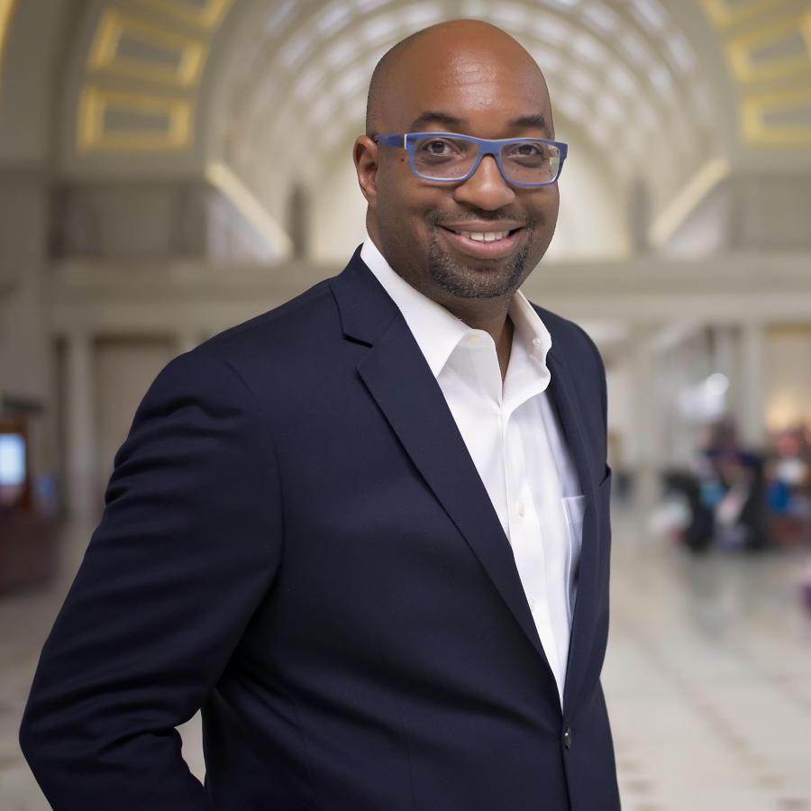 Kwame Alexander author of Booked