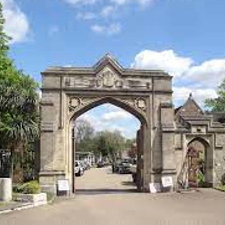 A picture of West Norwood Cemetery