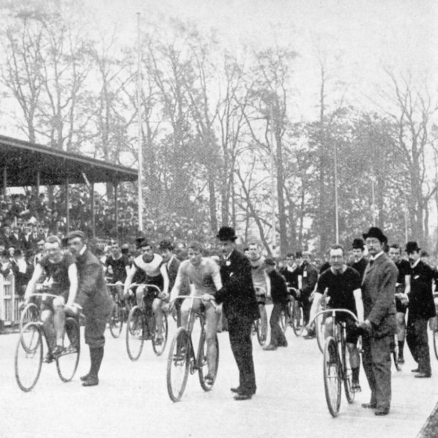 People cycling